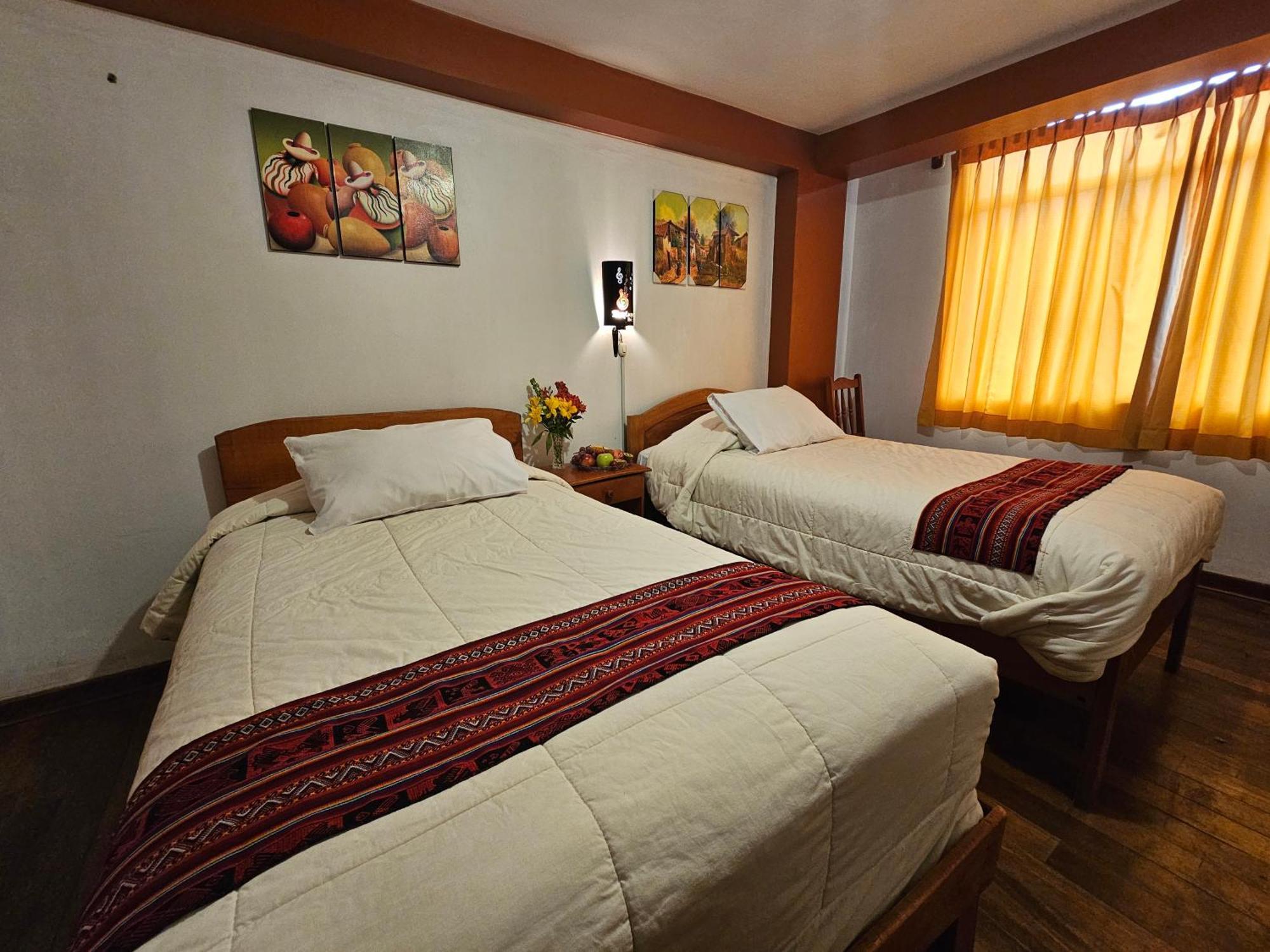 Hostal Con Vista A La Ciudad Santa Ana Cuzco Exterior foto