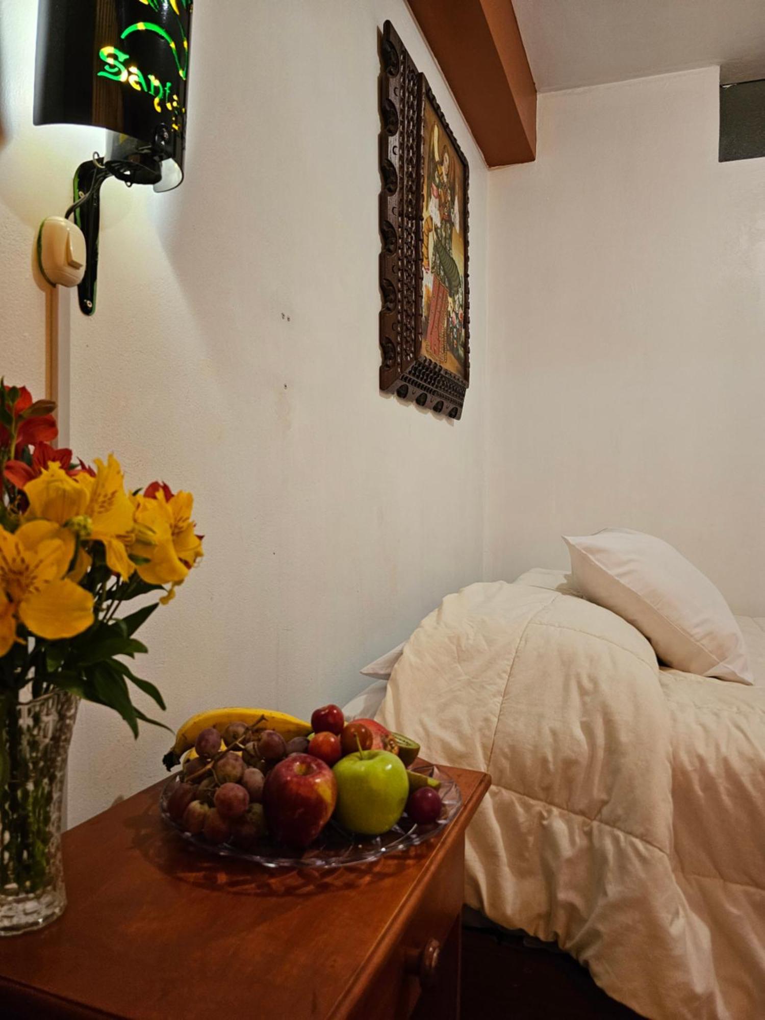 Hostal Con Vista A La Ciudad Santa Ana Cuzco Exterior foto