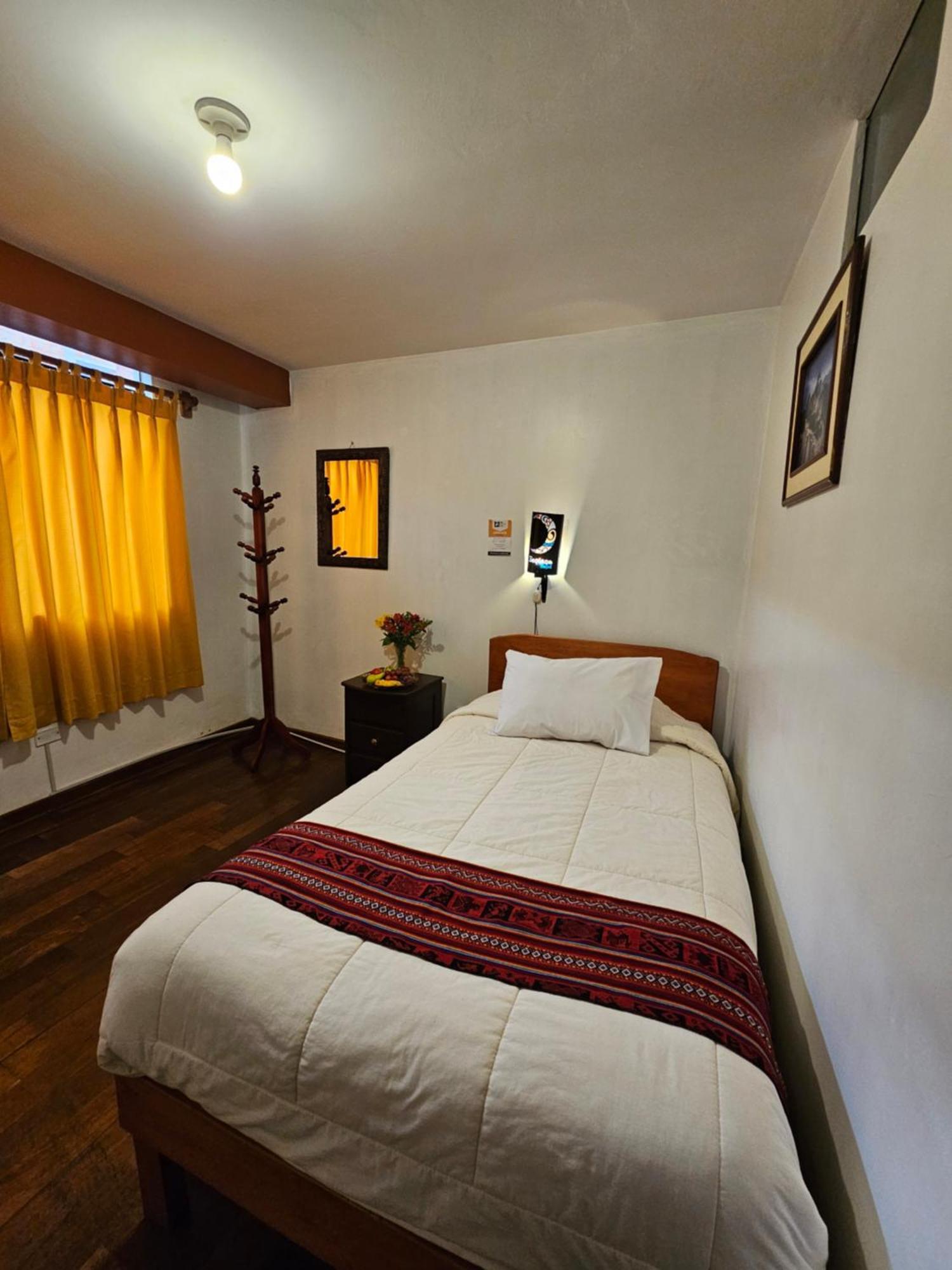 Hostal Con Vista A La Ciudad Santa Ana Cuzco Exterior foto