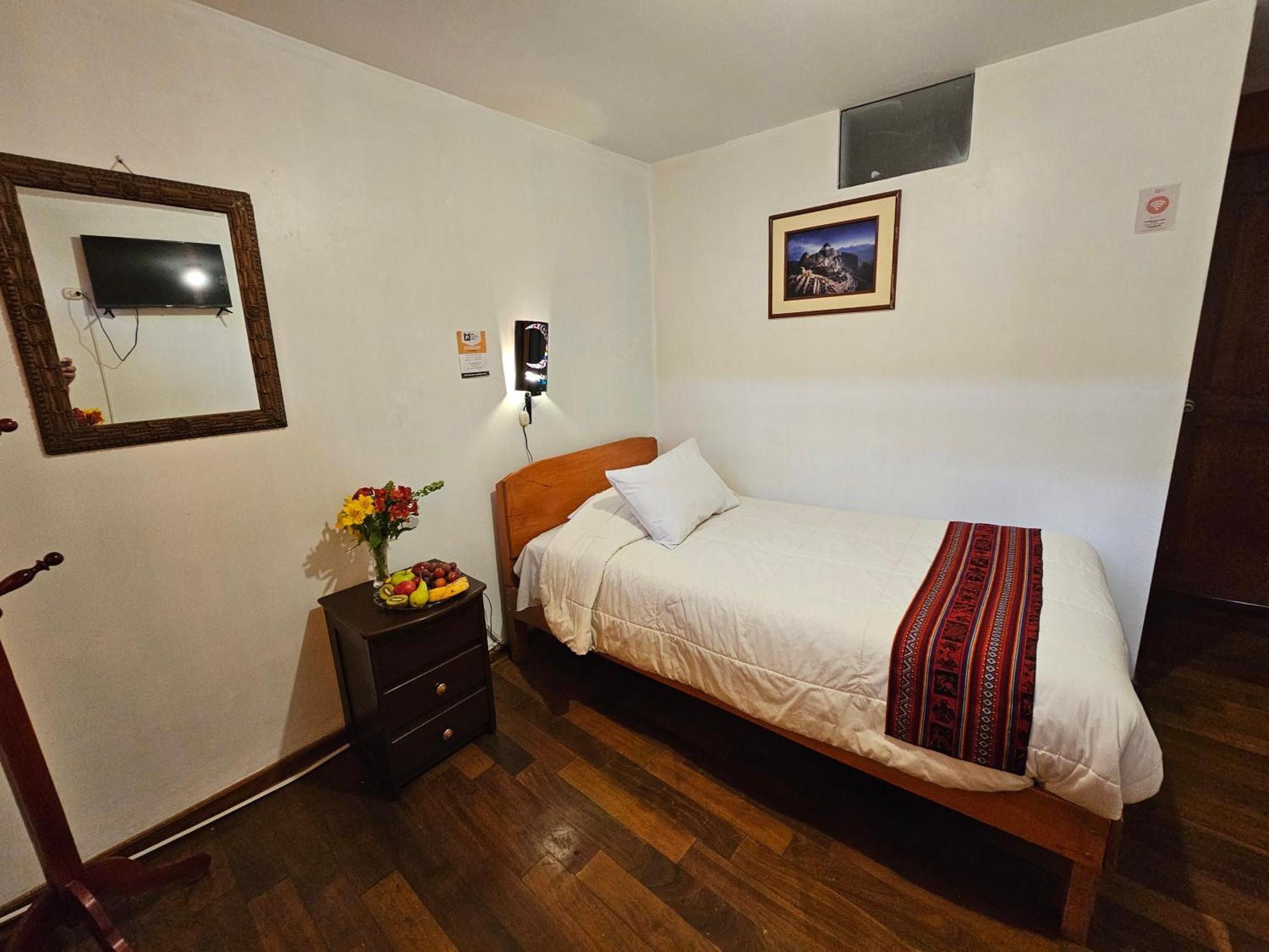 Hostal Con Vista A La Ciudad Santa Ana Cuzco Exterior foto
